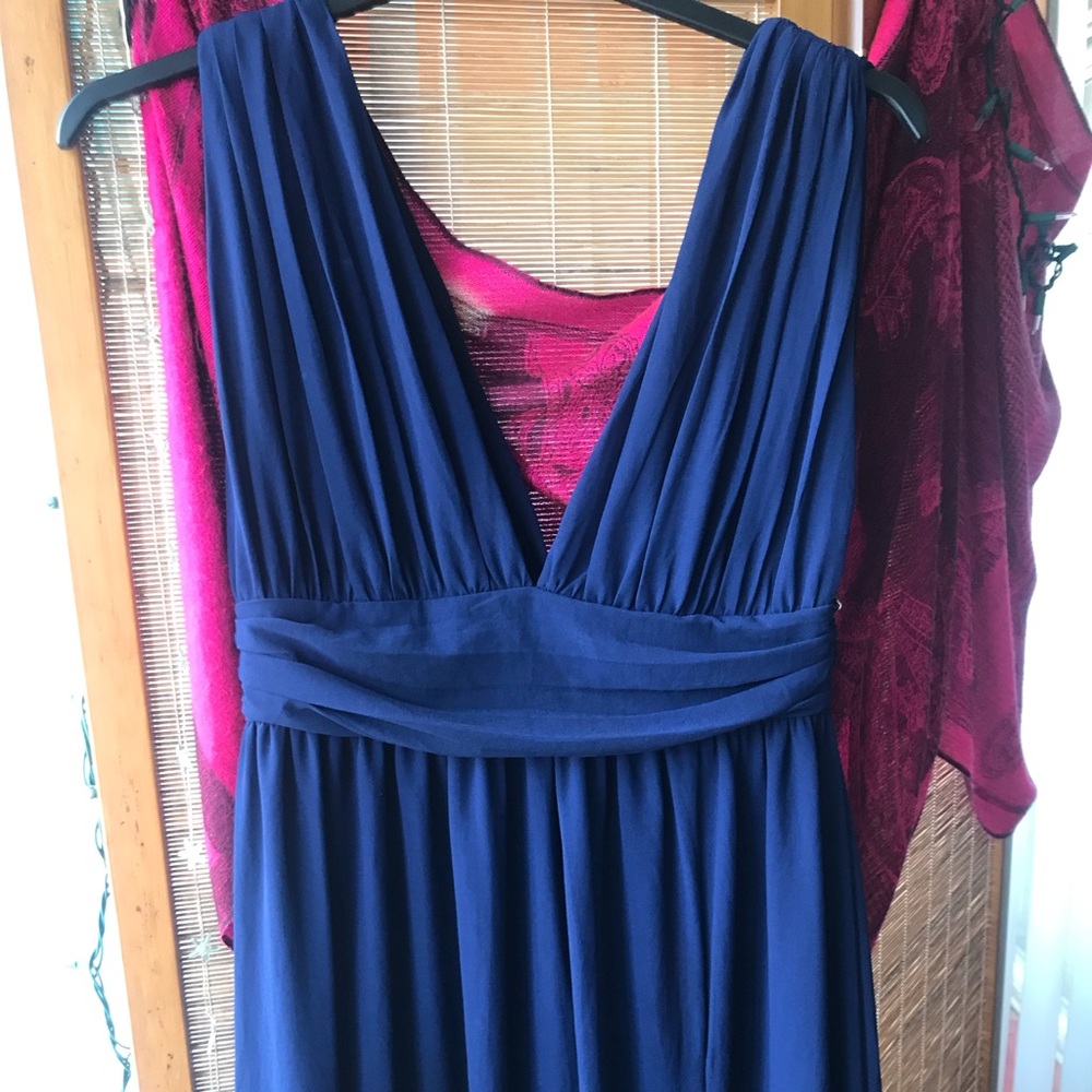 Navy gown altered for 5’3” - Picture 4 of 6